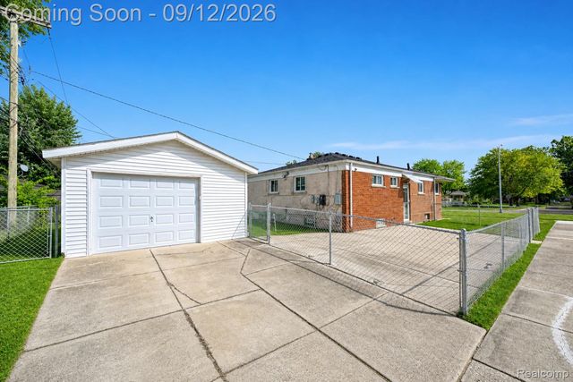 31736 Ann Arbor Trail, Westland, MI 48185