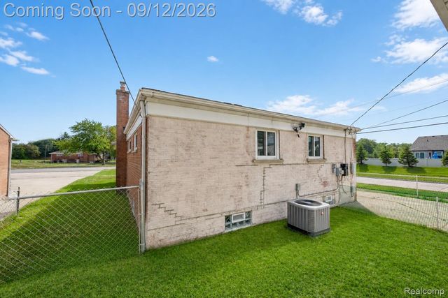 31736 Ann Arbor Trail, Westland, MI 48185