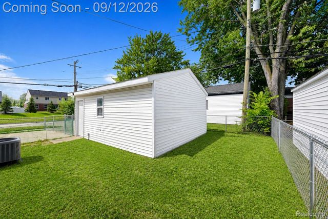 31736 Ann Arbor Trail, Westland, MI 48185