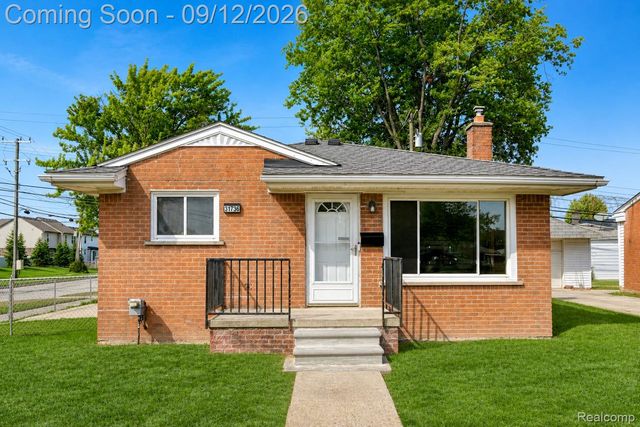 31736 Ann Arbor Trail, Westland, MI 48185