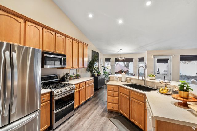 227 E 1500 N, Layton, UT 84041