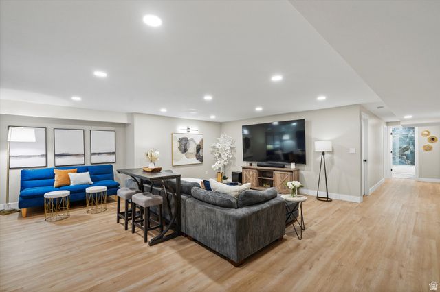 227 E 1500 N, Layton, UT 84041