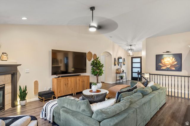 227 E 1500 N, Layton, UT 84041