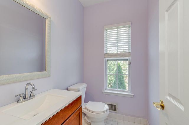 333 HARBOUR BLVD, Cinnaminson, NJ 08077