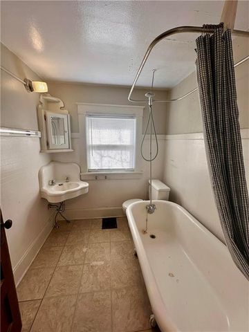 4462 Francis Street, Kansas City, KS 66103