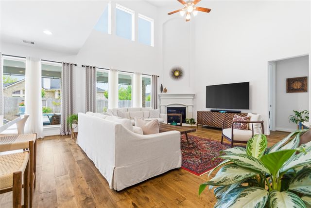 7614 Paradise River Drive, Sugar Land, TX 77479