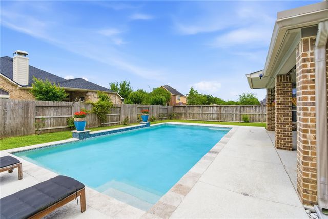 7614 Paradise River Drive, Sugar Land, TX 77479