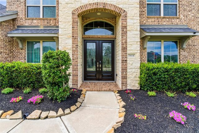 7614 Paradise River Drive, Sugar Land, TX 77479