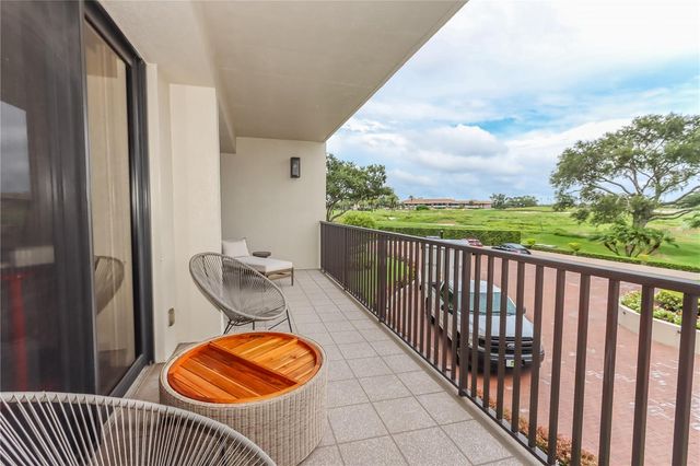 4 BELLEVIEW BOULEVARD 205, Clearwater, FL 33756