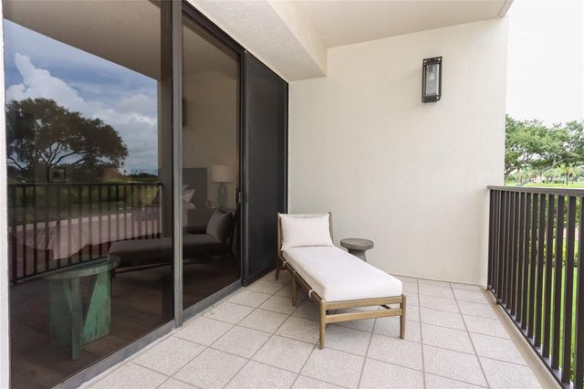 4 BELLEVIEW BOULEVARD 205, Clearwater, FL 33756