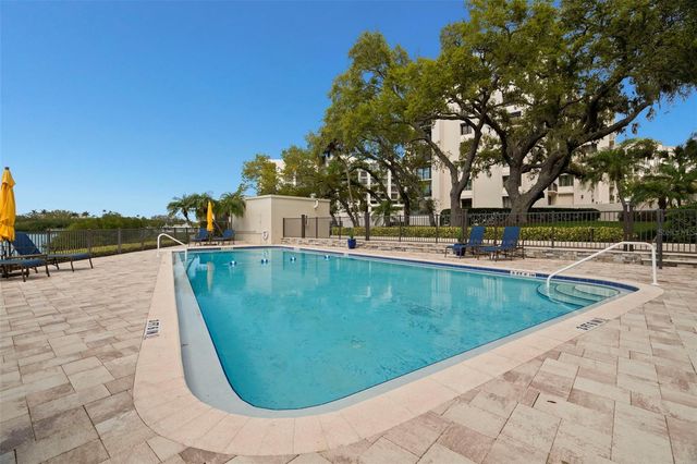 4 BELLEVIEW BOULEVARD 205, Clearwater, FL 33756