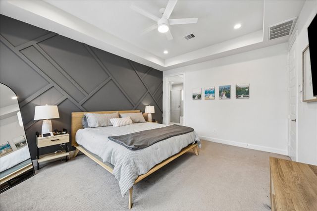 2804 Grand Fountains Drive B, Houston, TX 77054