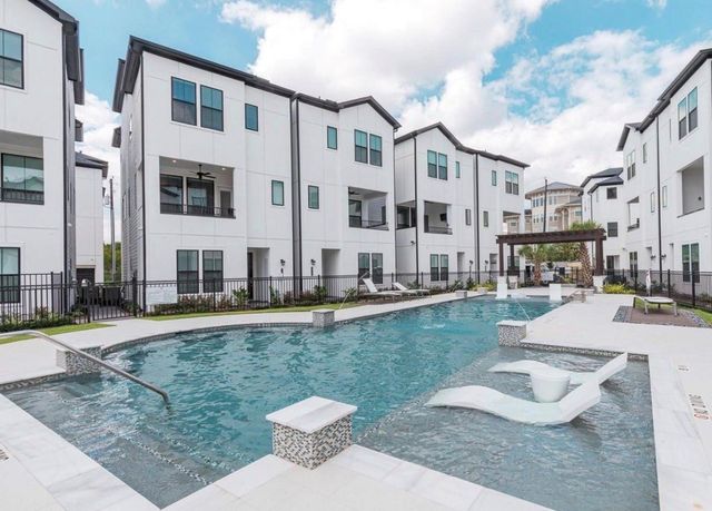 2804 Grand Fountains Drive B, Houston, TX 77054