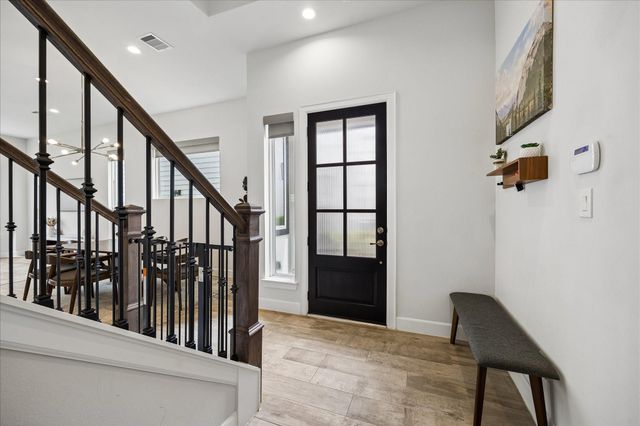 2804 Grand Fountains Drive B, Houston, TX 77054