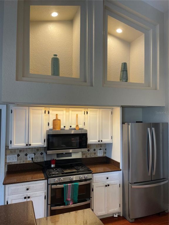 Image 22 of property listing at 1007 FEATHERSTONE CIRCLE, Ocoee, FL 34761