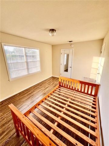 813 N Houston St, Aransas Pass, TX 78336