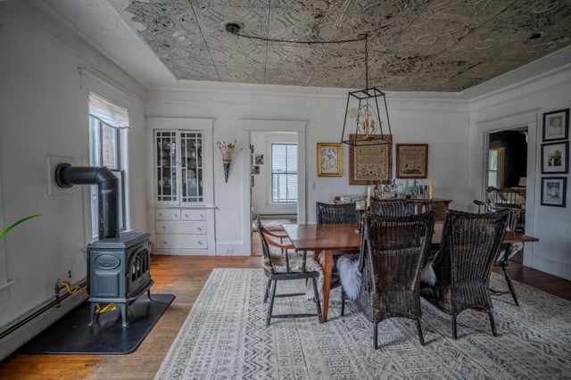 370 Main Street, Derby, VT 05830