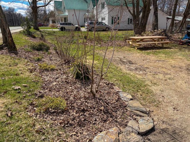 370 Main Street, Derby, VT 05830