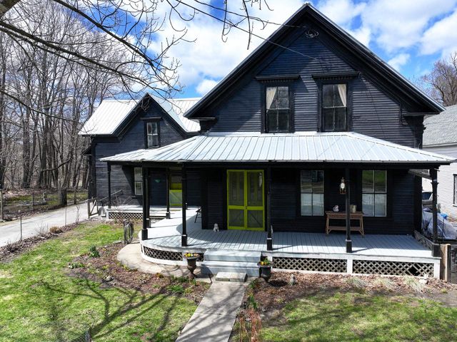 370 Main Street, Derby, VT 05830
