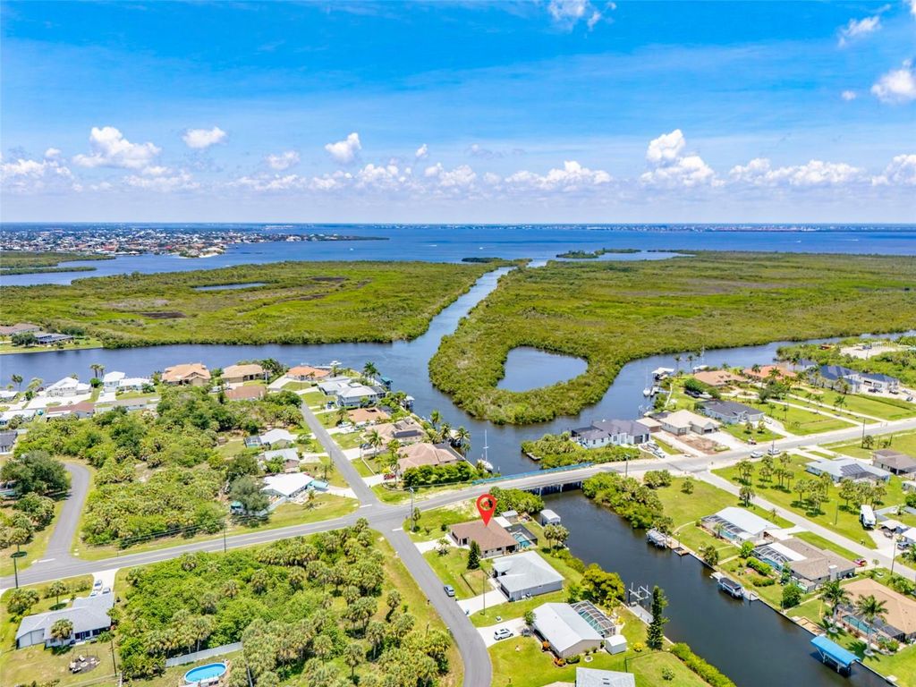 18881 MCGRATH CIRCLE, Port Charlotte, FL 33948