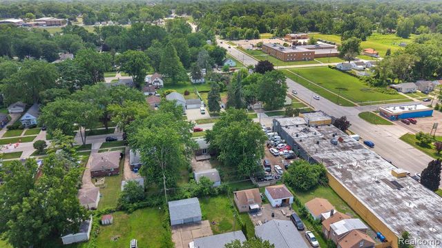 25720 Norfolk Street, Dearborn Heights, MI 48125