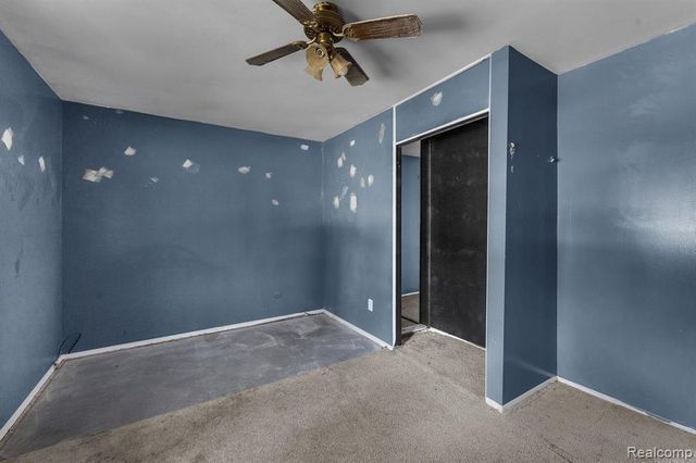 25720 Norfolk Street, Dearborn Heights, MI 48125
