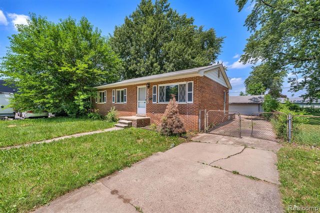 25720 Norfolk Street, Dearborn Heights, MI 48125