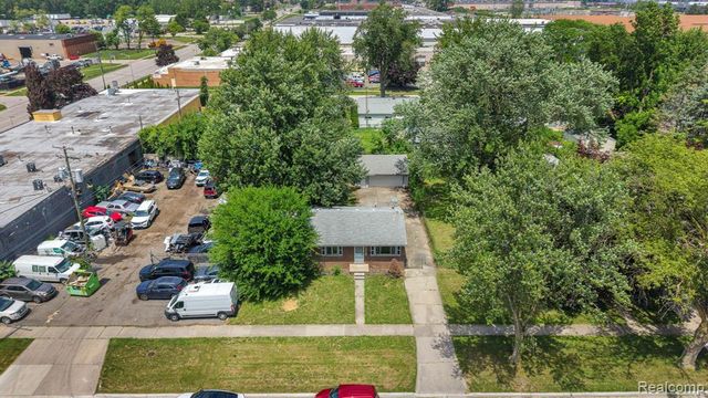 25720 Norfolk Street, Dearborn Heights, MI 48125