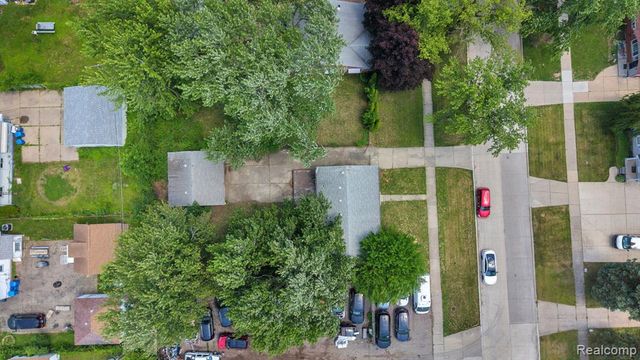25720 Norfolk Street, Dearborn Heights, MI 48125