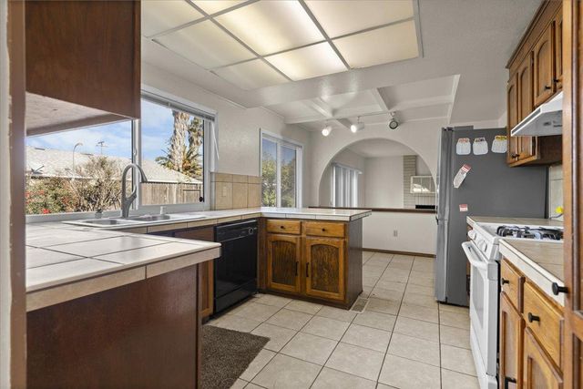 6625 Rancho Pico Way, Sacramento, CA 95828