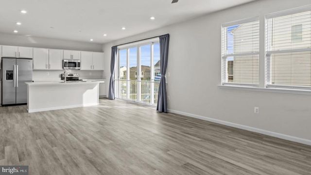 6360 POINTER LN, King George, VA 22485