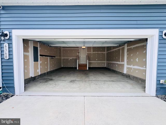 6360 POINTER LN, King George, VA 22485