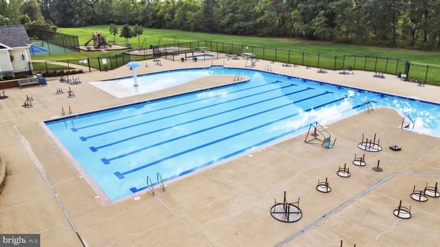6360 POINTER LN, King George, VA 22485