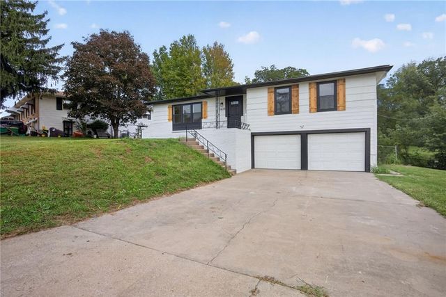 3439 N 33rd Terrace, Kansas City, KS 66104