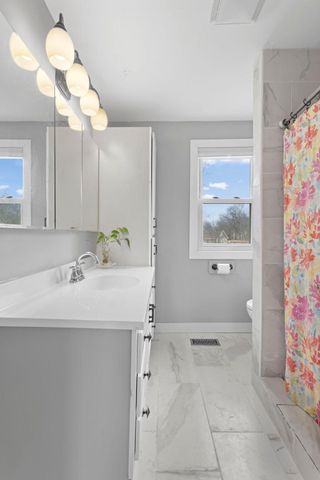 4440 Hamline Avenue N, Arden Hills, MN 55112