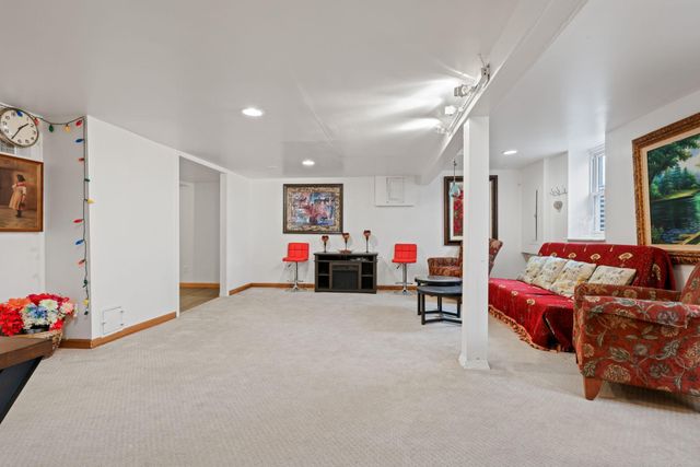 4440 Hamline Avenue N, Arden Hills, MN 55112