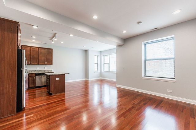 3205 W Division Street 402, Chicago, IL 60651