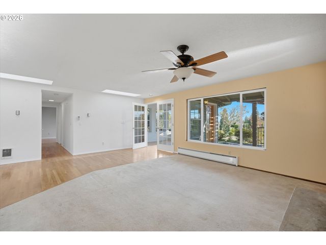 10241 Nw 195TH Ave, Hillsboro, OR 97124