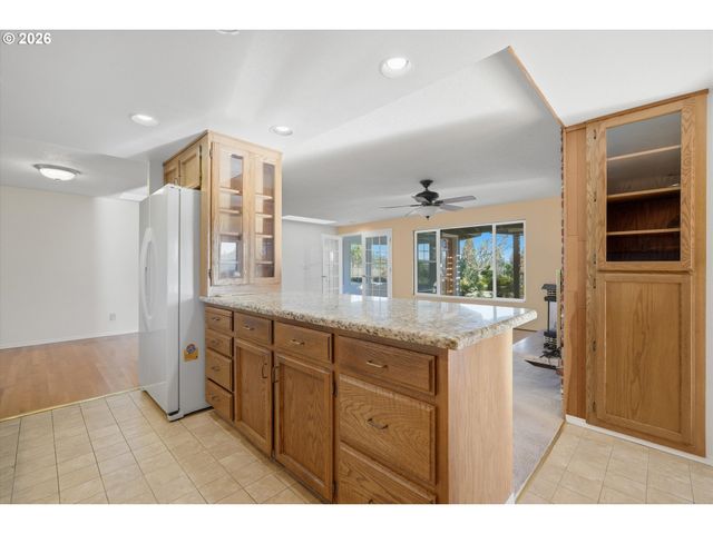 10241 Nw 195TH Ave, Hillsboro, OR 97124