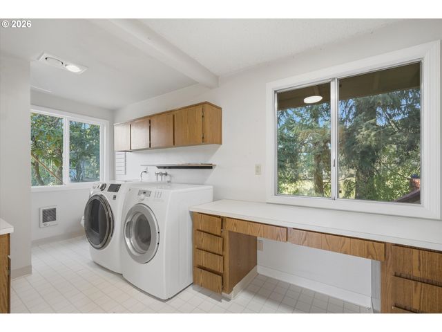 10241 Nw 195TH Ave, Hillsboro, OR 97124