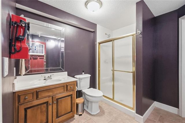 14345 NW 65th Place, Parkville, MO 64152
