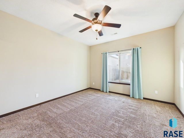 9539 W Gert St Street, Sioux Falls, SD 57106