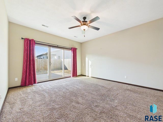 9539 W Gert St Street, Sioux Falls, SD 57106