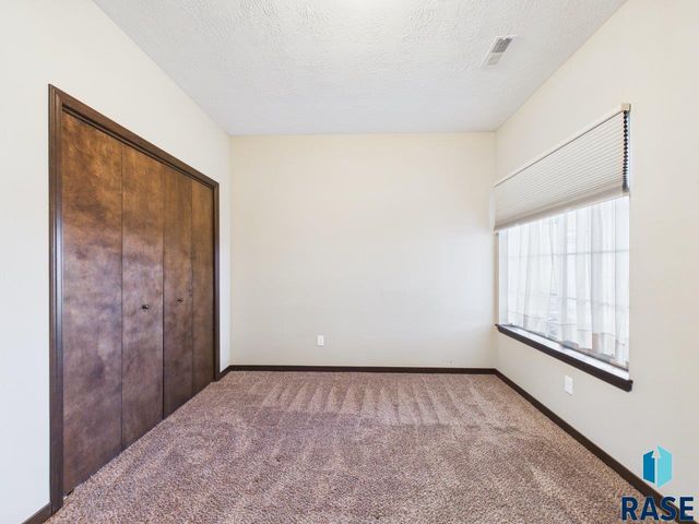 9539 W Gert St Street, Sioux Falls, SD 57106