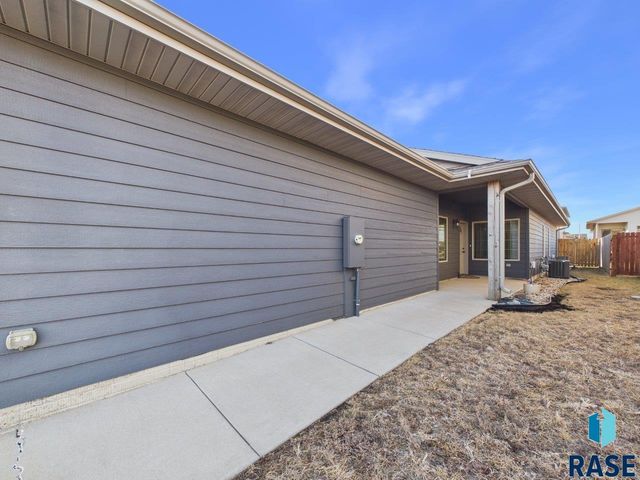 9539 W Gert St Street, Sioux Falls, SD 57106