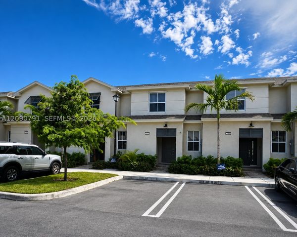 364 NW 8th Ct 364, Pompano Beach, FL 33060