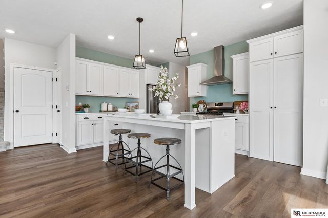 7123 N 172nd Street, Bennington, NE 68007