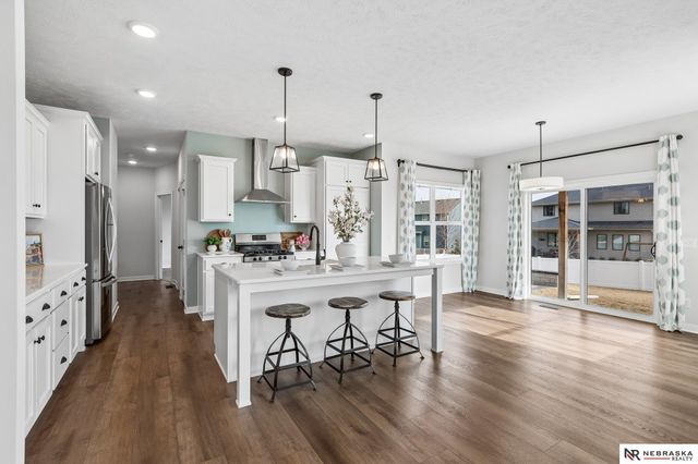 7123 N 172nd Street, Bennington, NE 68007