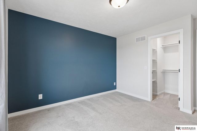 7123 N 172nd Street, Bennington, NE 68007