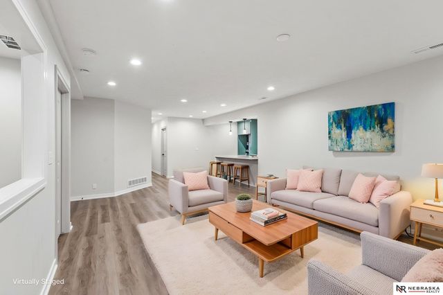 7123 N 172nd Street, Bennington, NE 68007